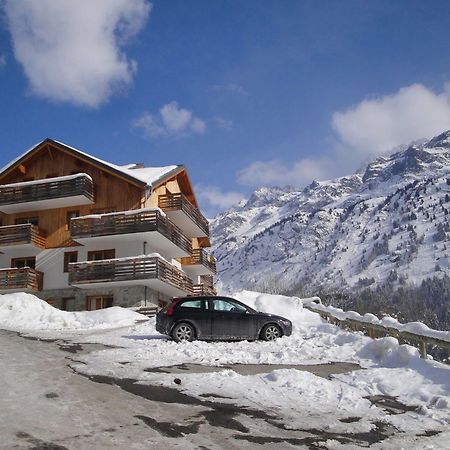 Madame Vacances Les Valmonts De Vaujany Exterior foto