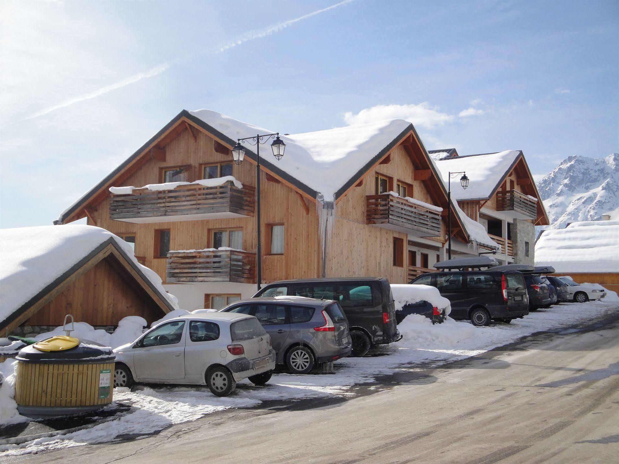 Madame Vacances Les Valmonts De Vaujany Exterior foto